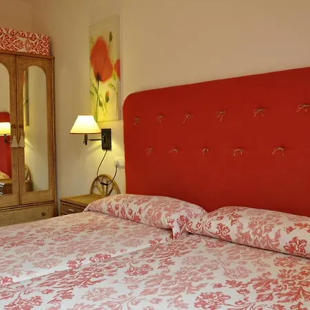 Pirineos - Atencion Personal * Biescas (Aragon)