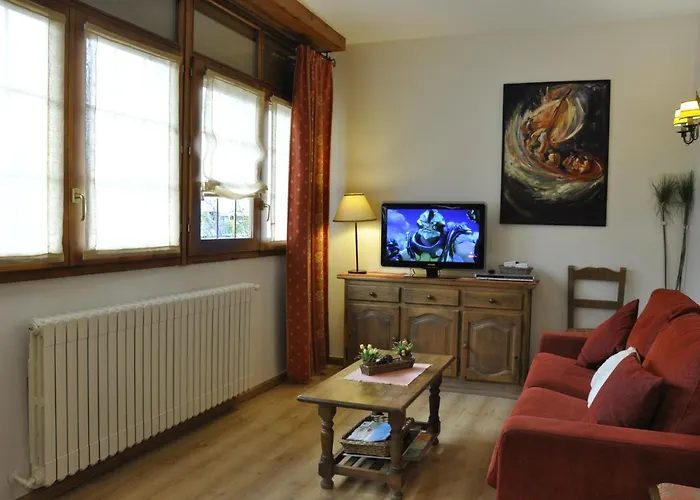 Pirineos - Atencion Personal Lägenhet