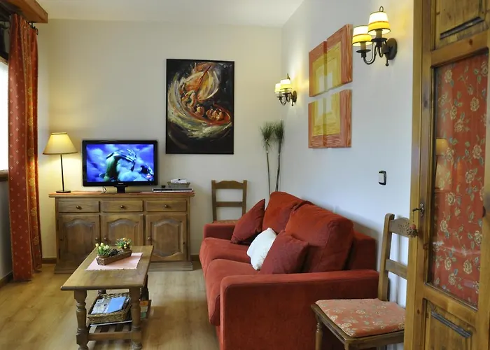 Pirineos - Atencion Personal Lägenhet