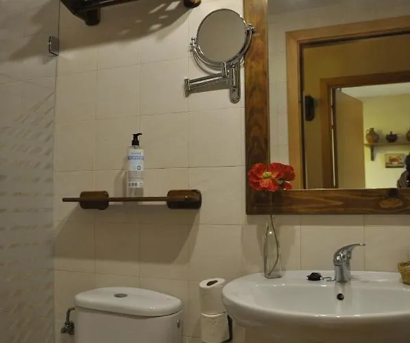 Pirineos - Atencion Personal Lägenhet